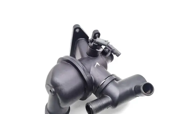 Jaguar XE Thermostat/thermostat housing G4D38575AD