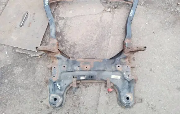 Chevrolet Trax Front axle beam 