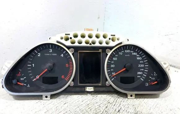 Audi A6 S6 C6 4F Speedometer (instrument cluster) 5550007301