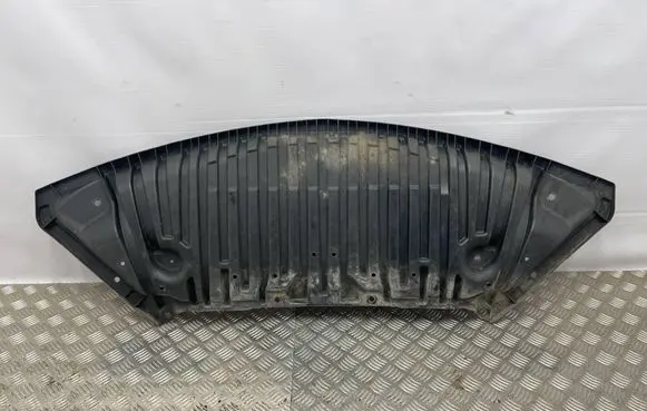 Mercedes-Benz E C207 W207 Front bumper skid plate/under tray A2075200623