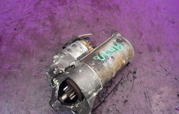 Peugeot 307 CC Starter motor 