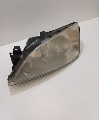 Ford Mondeo Mk III Headlight/headlamp 1S7113000AK 0301174201 0301174001