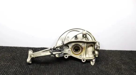 Audi A4 S4 B9 8W Front wheel hub 8W0407559 8W0407241F