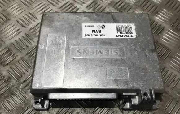 Renault 19 Engine control unit/module hom7700731802 7700731802