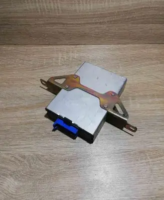 BMW 5 E34 Cruise control unit/module 1388043