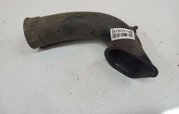 Air intake hose/pipe