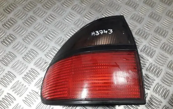 Renault Laguna I Rear/tail lights 7700820052