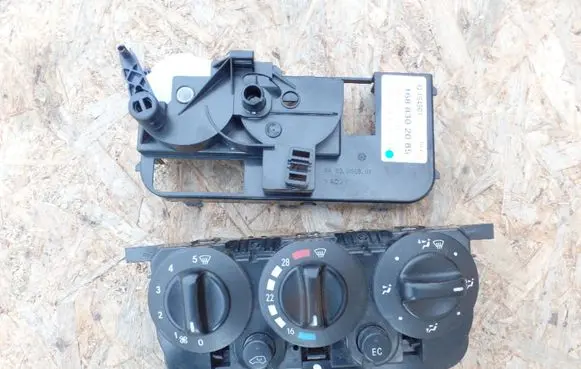 Mercedes-Benz A W168 Other dashboard part 1688302085 2440004501 2440004601