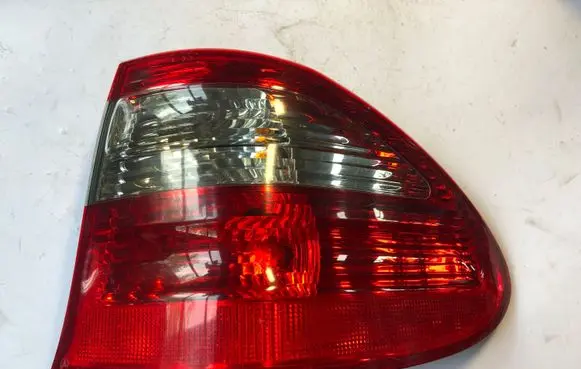 Mercedes-Benz E W211 Rear/tail lights A2118202864 379010