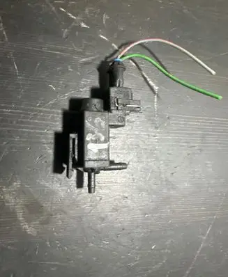 Volvo XC90 Turbo solenoid valve 72224010