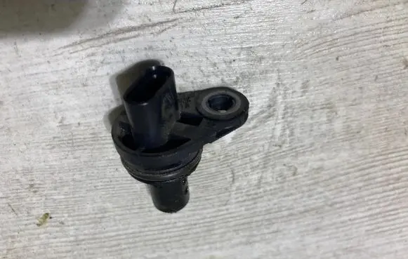 BMW X1 F48 F49 Crankshaft position sensor 8644374