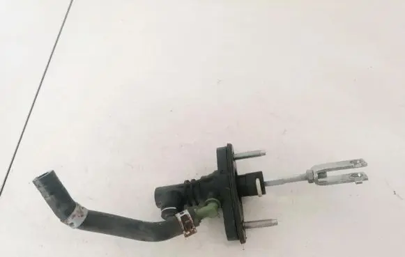Toyota Avensis T270 Clutch master cylinder