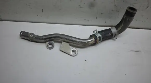 Engine coolant pipe/hose