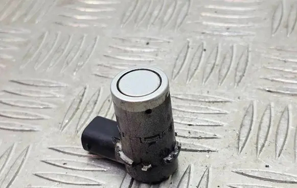 BMW 5 E60 E61 Parking PDC sensor 6989075