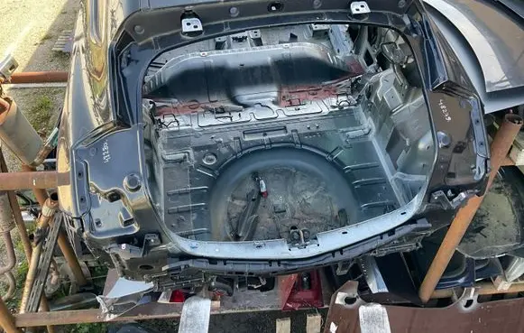 Opel Astra J Rear bodywork 