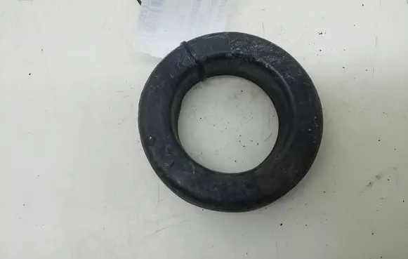 Mercedes-Benz C W204 Front upper strut mount A2103250284