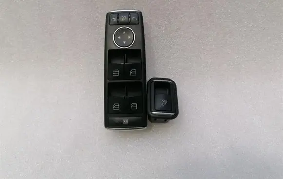 Mercedes-Benz E C207 W207 Electric window control switch A2049055402