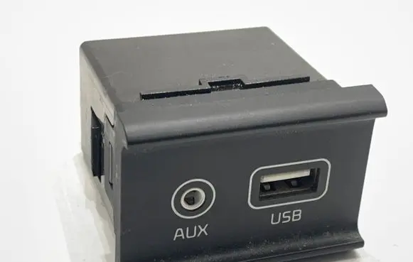 KIA Optima USB socket connector 96120-D4500
