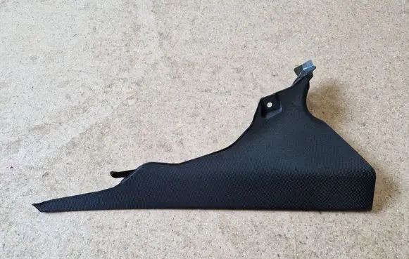 BMW 4 F32 F33 (C) pillar trim 7276896