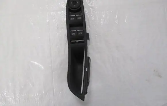Ford Focus Quarter vent window switch F1ET14A132AC