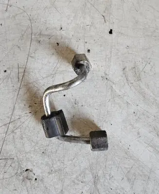Audi A4 S4 B8 8K Fuel injector supply line/pipe 