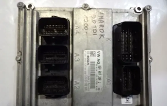 Volkswagen Amarok Engine control unit/module