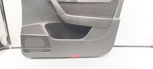 Volkswagen PASSAT B7 Front door card panel trim 1105505364