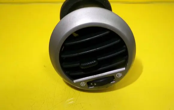 Dashboard side air vent grill/cover trim