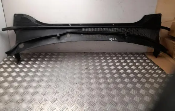 KIA Ceed Wiper trim 86151J7000