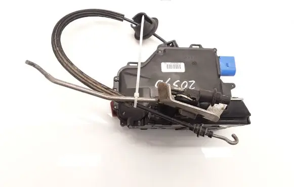 Audi A8 S8 D3 4E Rear door lock 4E0839016