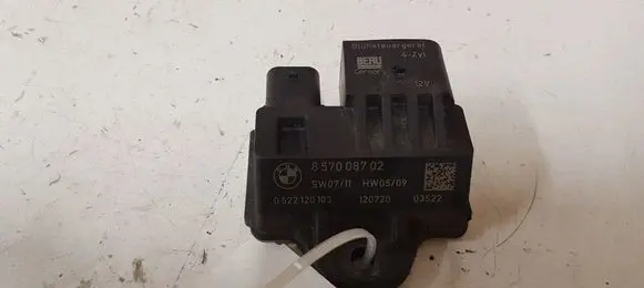 BMW 1 F20 F21 Glow plug pre-heat relay 857008702 0522120103