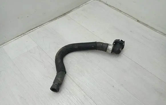 Volvo XC90 Engine coolant pipe/hose 30636934