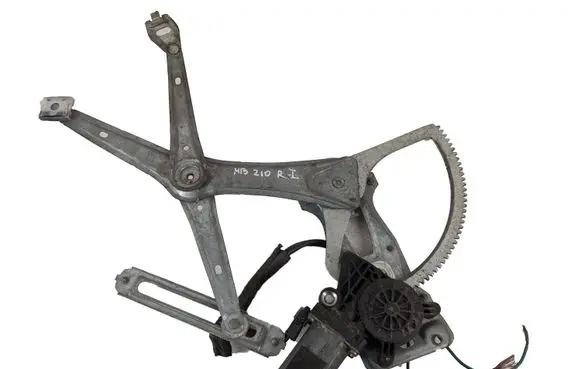 Mercedes-Benz E W210 Front door window regulator motor 0130821671