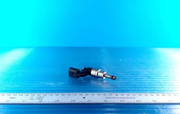 Audi A3 S3 A3 Sportback 8P Fuel injector 0261500016
