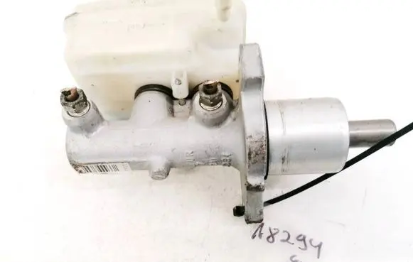 Mercedes-Benz A W169 Master brake cylinder 1694300202