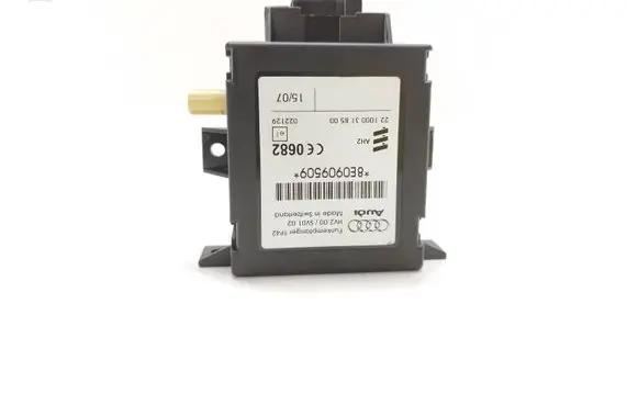 Audi A4 S4 B7 8E 8H Other control units/modules 8E0909509 221000318500
