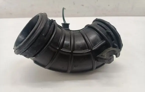 Ford Mondeo MK V Intercooler hose/pipe HG9Q9G944