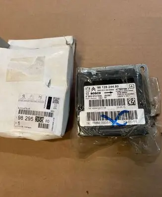 Citroen C4 Cactus Airbag control unit/module 9829535580