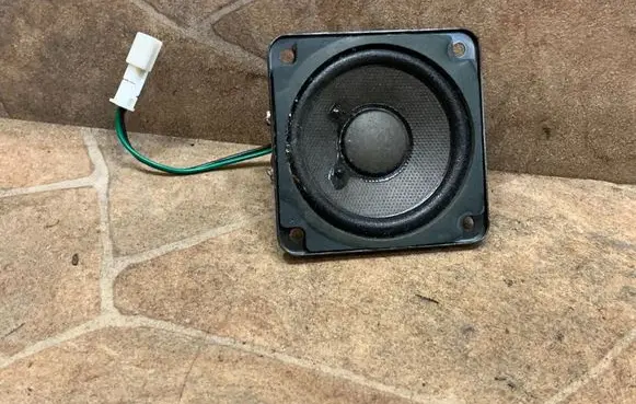 Mercedes-Benz SL R230 Panel speaker A2308200302