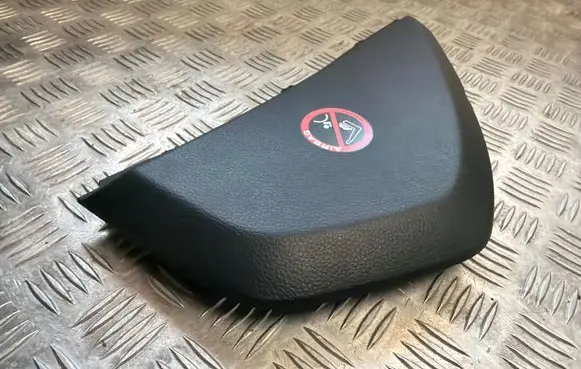Nissan Qashqai Dashboard side end trim 684984EA0A 684T14EA0A