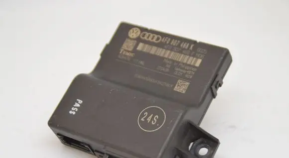 Audi A6 S6 C6 4F Gateway control module 4F0907468K 4F0907468F