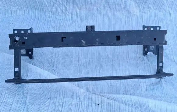 Skoda Kamiq Front bumper cross member 