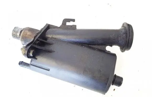 Volvo S40, V40 Oil breather separator 8200082486