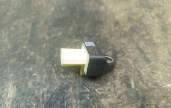 Lexus RX 450H Airbag deployment crash/impact sensor 8983128040 535D9H4K7