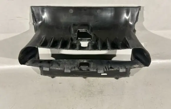 Porsche Cayenne (92A) Intercooler air guide/duct channel 7P5121293C 7P5121293D 95857532330