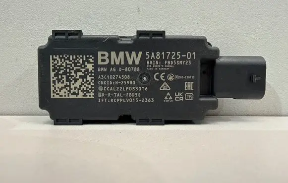 BMW 5 G60 G61 Antenna control unit 5A81725