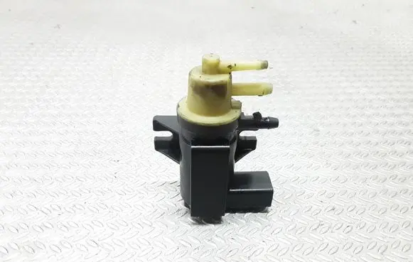 Audi A3 S3 A3 Sportback 8P Turbo solenoid valve 1K0906627A