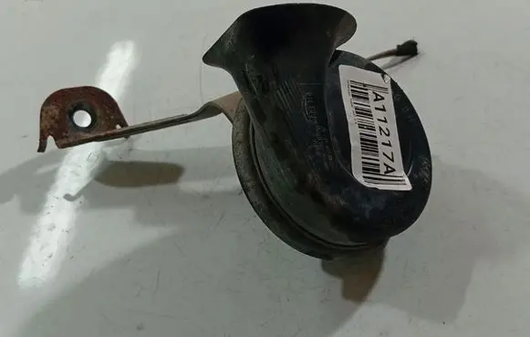 Volkswagen PASSAT B6 Horn signal 007424
