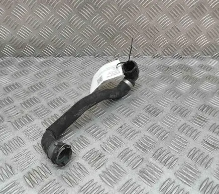 Mercedes-Benz GLS X167 Engine coolant pipe/hose A1675013602