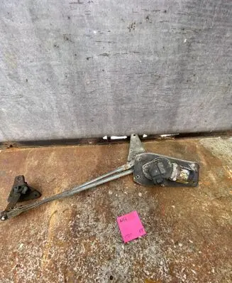 Citroen Berlingo Front wiper linkage and motor 